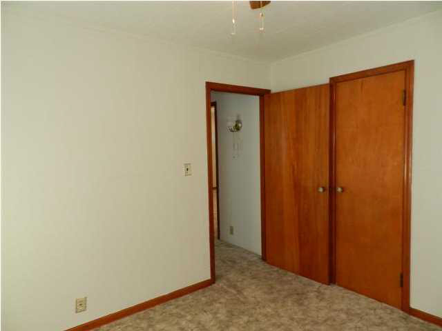 505 E Sinclair St, Fort Branch, IN 47648 photo 12