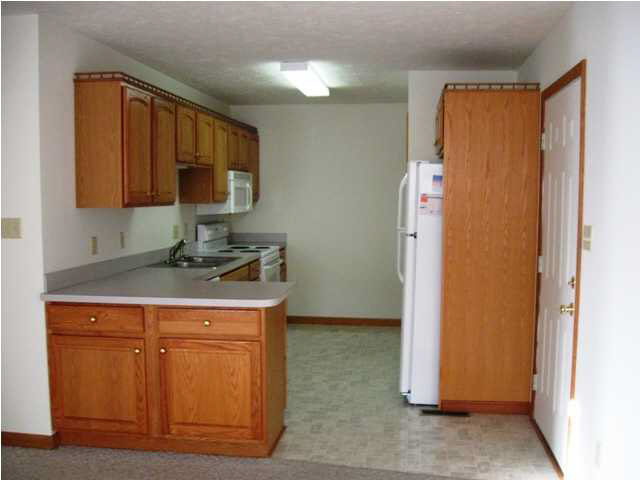 1640 13th St, Tell City, IN 47586 photo 3
