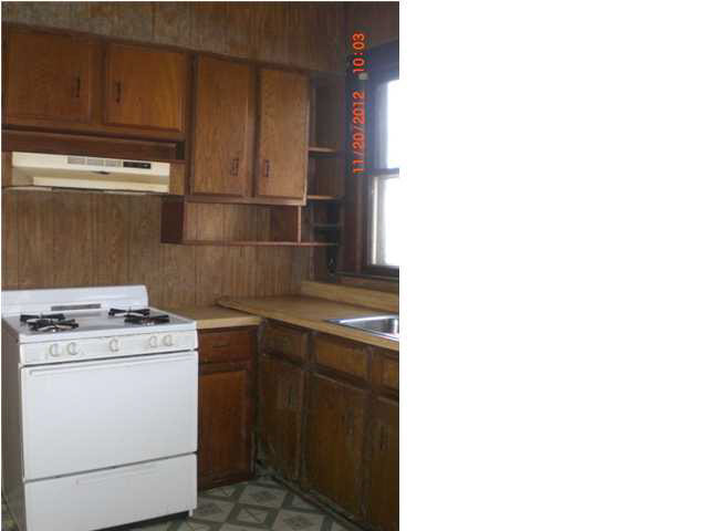 201 E Washington St, Chandler, IN 47610 photo 7