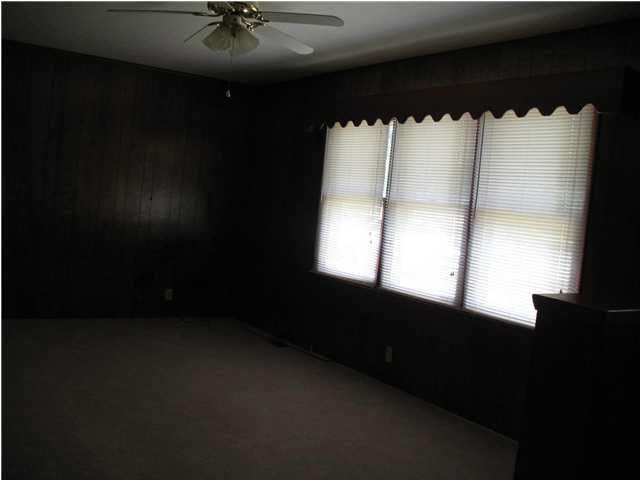 821 33rd St, Tell City, IN 47586 photo 6