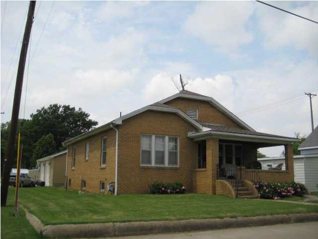 307 S Meridian St, Washington, IN 47501 photo 1