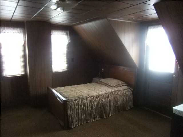 203 W Columbia St, Evansville, IN 47710 photo 19