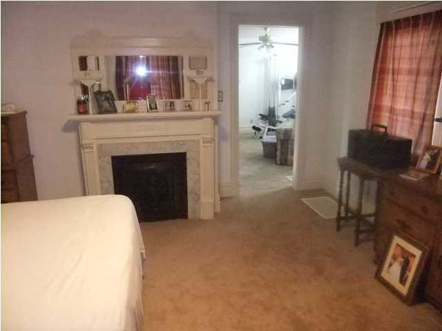 203 W Columbia St, Evansville, IN 47710 photo 17