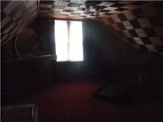 203 W Columbia St, Evansville, IN 47710 photo 24