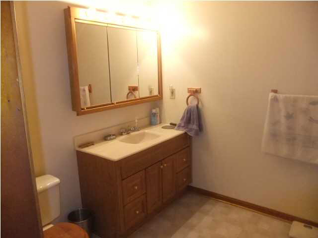 203 W Columbia St, Evansville, IN 47710 photo 13