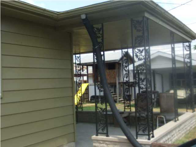203 W Columbia St, Evansville, IN 47710 photo 4