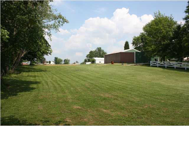 2122 W Kelly Rd, Boonville, IN 47601 photo 4