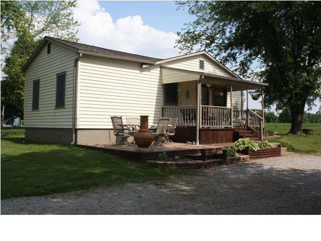 2122 W Kelly Rd, Boonville, IN 47601 photo 7
