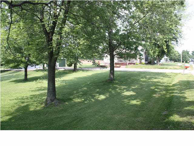 2122 W Kelly Rd, Boonville, IN 47601 photo 3