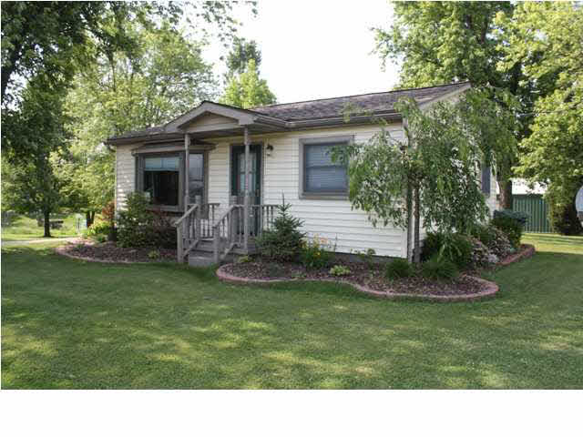 2122 W Kelly Rd, Boonville, IN 47601 photo 8