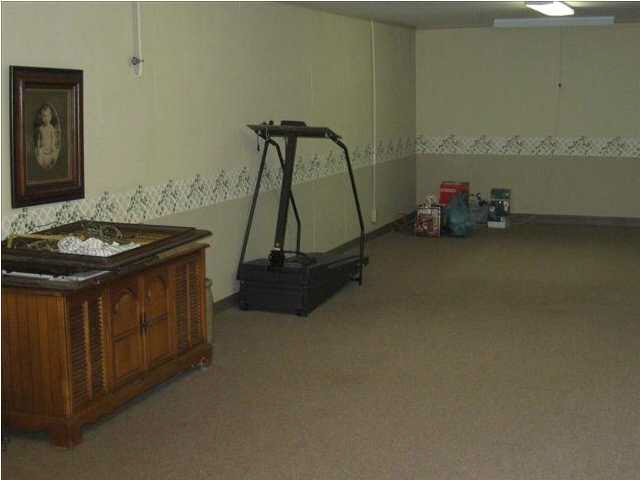 1509 Martin Cir, Evansville, IN 47715 photo 12