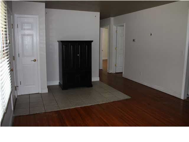 1 W Bujey Dr, Evansville, IN 47710 photo 6