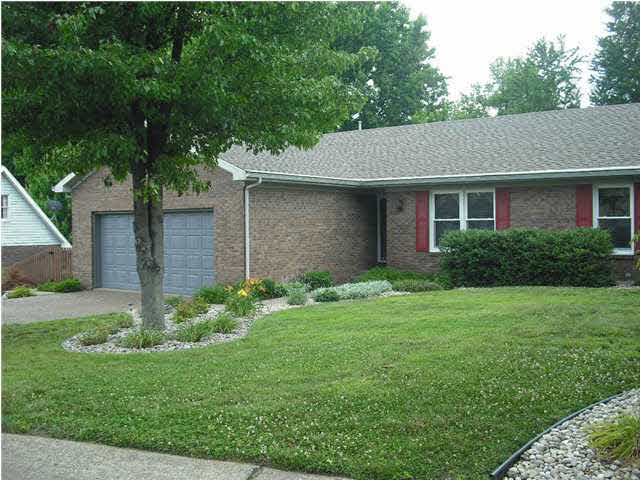 5777 Riceland Dr, Newburgh, IN 47630 photo 1