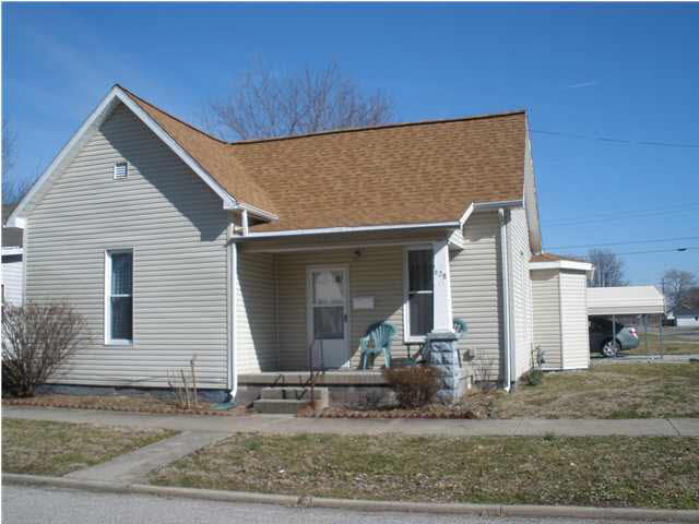 628 S Race St, Princeton, IN 47670 photo 1