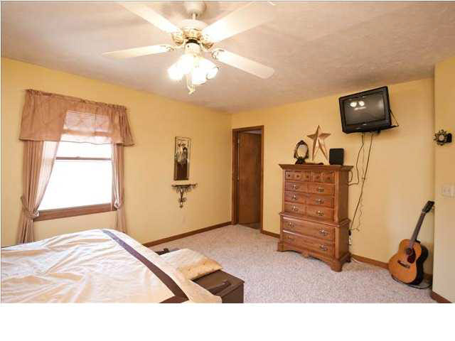 4900 N Posey County Line Rd, Evansville, IN 47720 photo 13