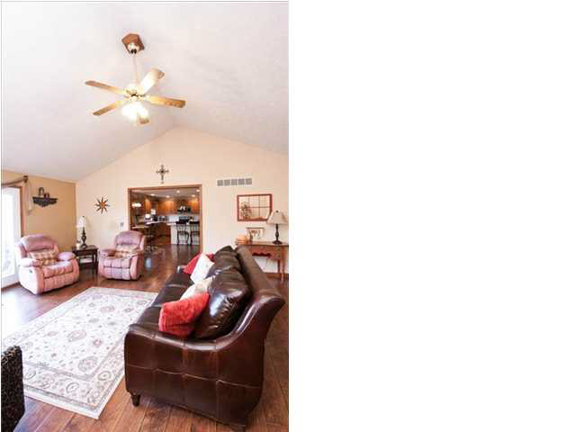 4900 N Posey County Line Rd, Evansville, IN 47720 photo 9