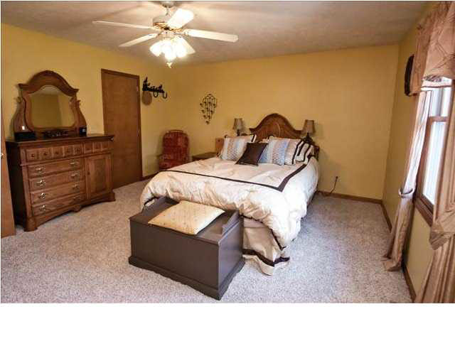 4900 N Posey County Line Rd, Evansville, IN 47720 photo 12