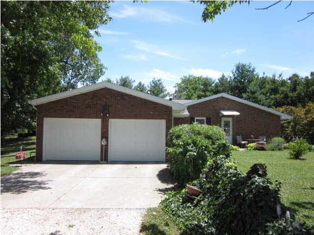 6940 S Tara Ln, Fort Branch, IN 47648 photo 3