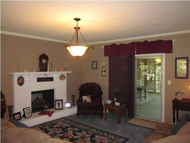 6940 S Tara Ln, Fort Branch, IN 47648 photo 9