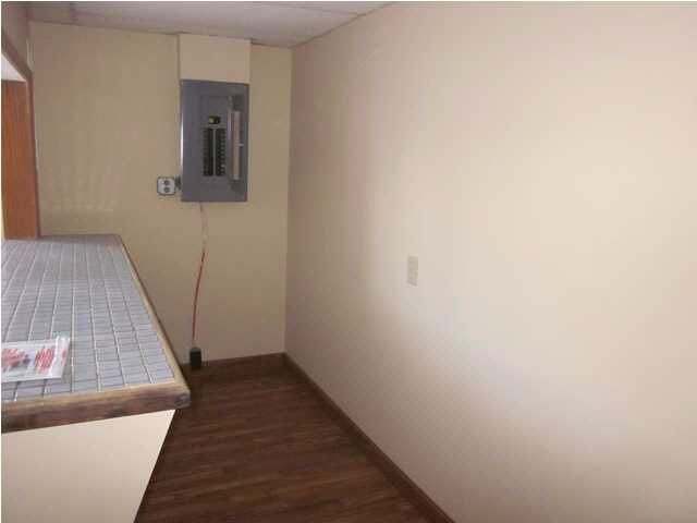2328 E Riverside Dr, Evansville, IN 47714 photo 5