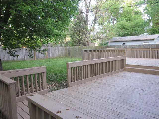 2328 E Riverside Dr, Evansville, IN 47714 photo 14