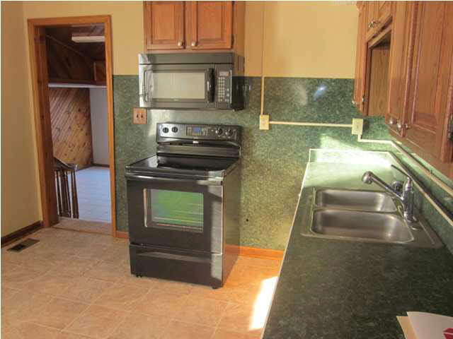 2328 E Riverside Dr, Evansville, IN 47714 photo 12