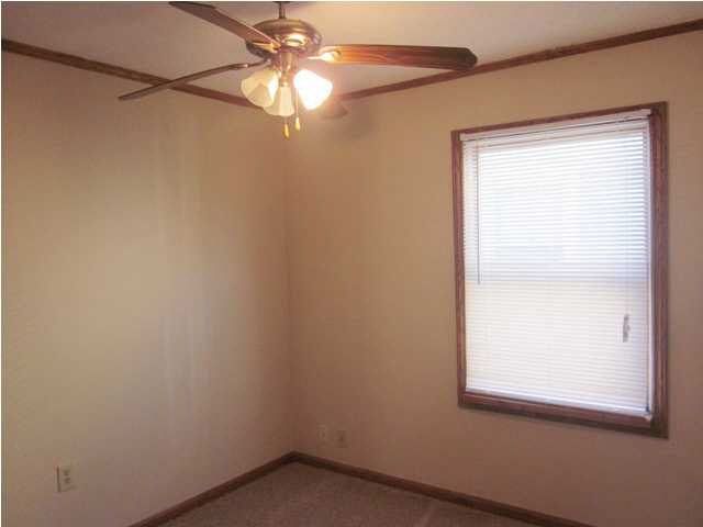 2328 E Riverside Dr, Evansville, IN 47714 photo 8