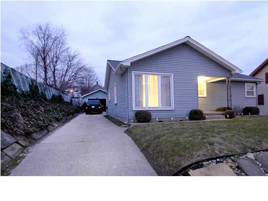 318 E 8th St, Jasper, IN 47546 photo 1