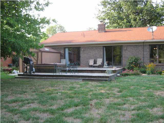 495 W Evergreen Plz N, Santa Claus, IN 47579 photo 7