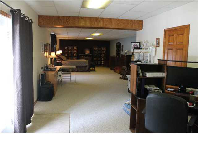 4343 S Ridge Ln, Washington, IN 47501 photo 23