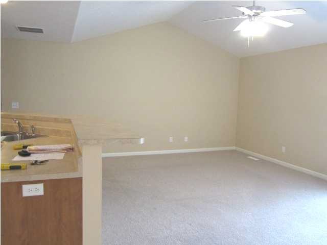 10557 Tecumseh Dr, Newburgh, IN 47630 photo 4