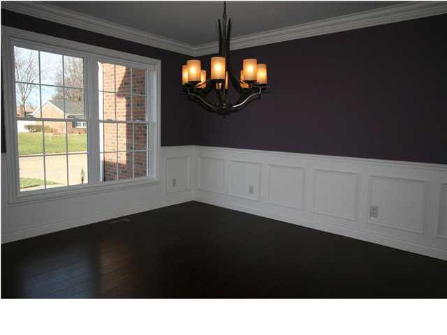 8015 Newbury Rd, Evansville, IN 47725 photo 3