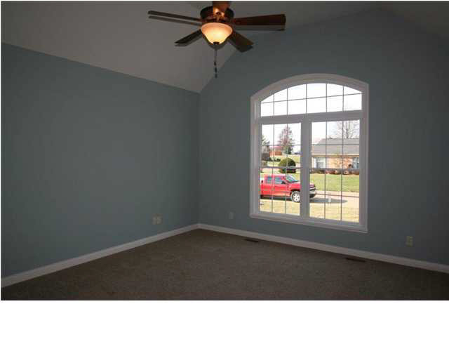 8015 Newbury Rd, Evansville, IN 47725 photo 10