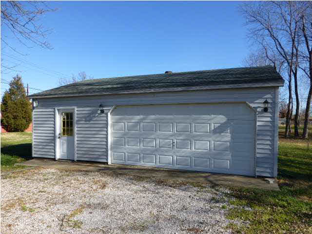 3317 N Twelfth Ave, Evansville, IN 47720 photo 12