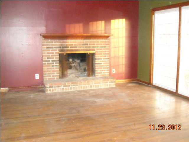 8000 Spry Rd, Evansville, IN 47715 photo 3