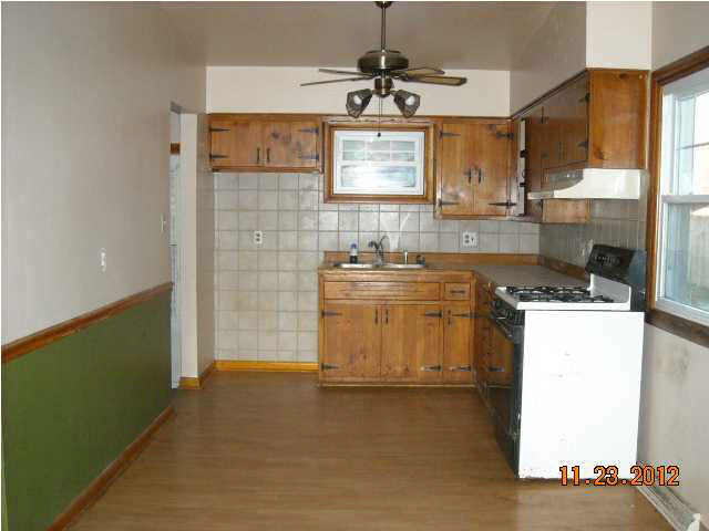 8000 Spry Rd, Evansville, IN 47715 photo 2
