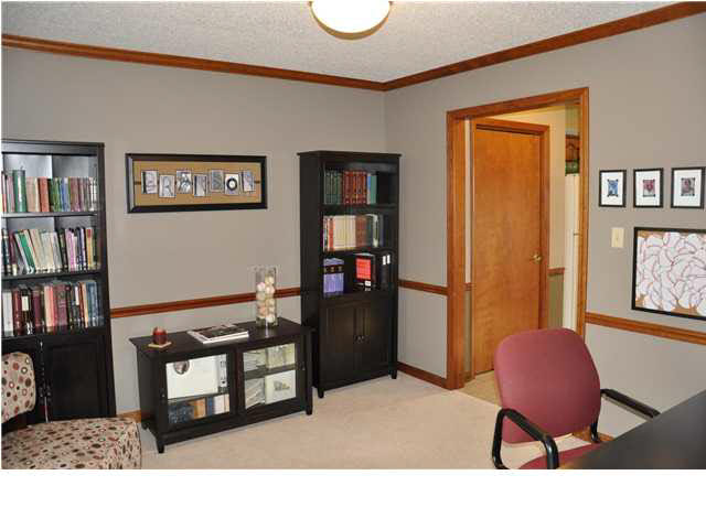 6835 Kolb Dr, Evansville, IN 47715 photo 6