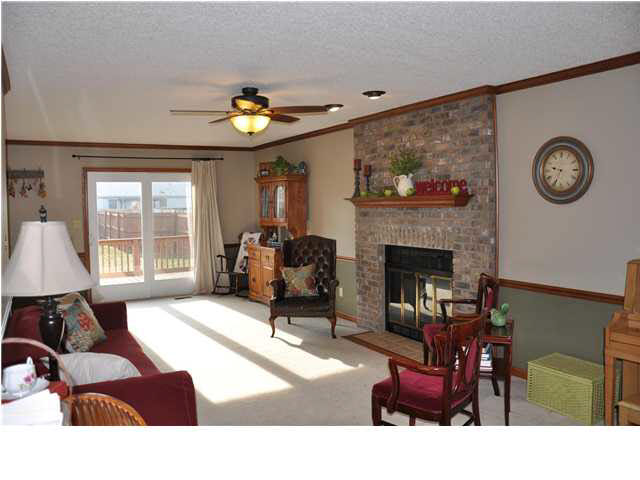 6835 Kolb Dr, Evansville, IN 47715 photo 4