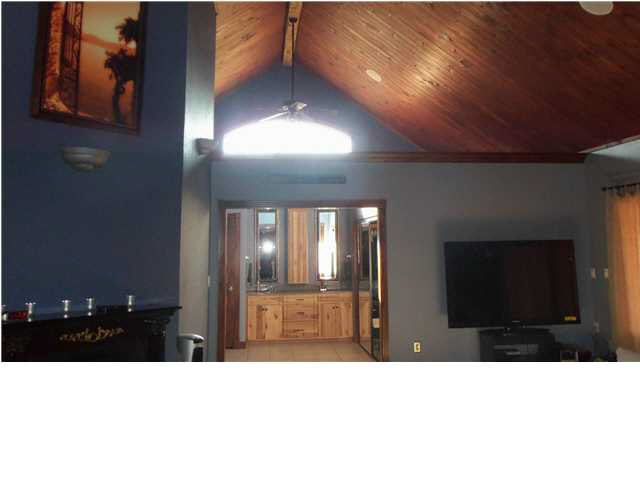 8214 S 100 E, Washington, IN 47501 photo 5