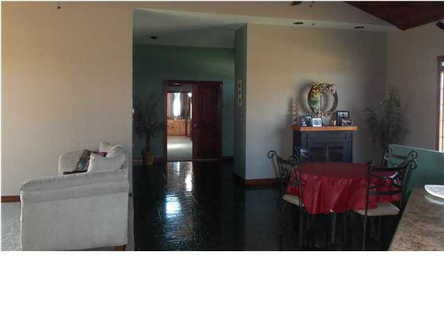 8214 S 100 E, Washington, IN 47501 photo 17