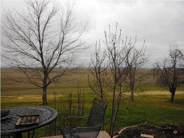 2433 Libbert Rd, Newburgh, IN 47630 photo 5