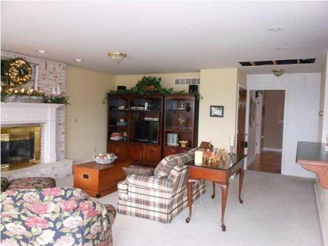 2433 Libbert Rd, Newburgh, IN 47630 photo 17
