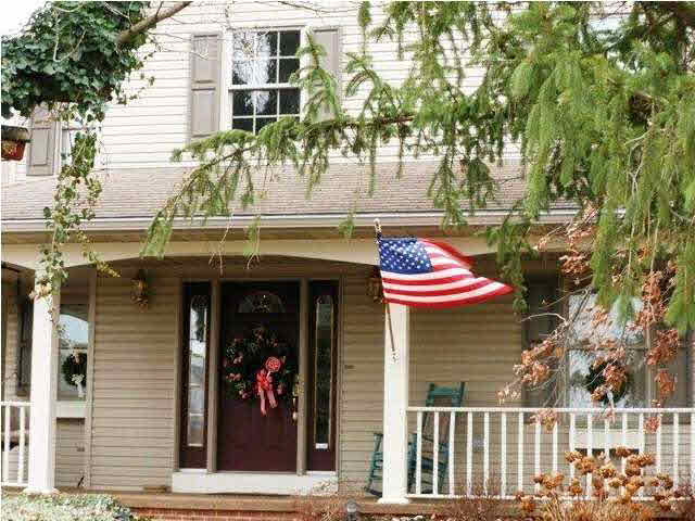 2433 Libbert Rd, Newburgh, IN 47630 photo 2