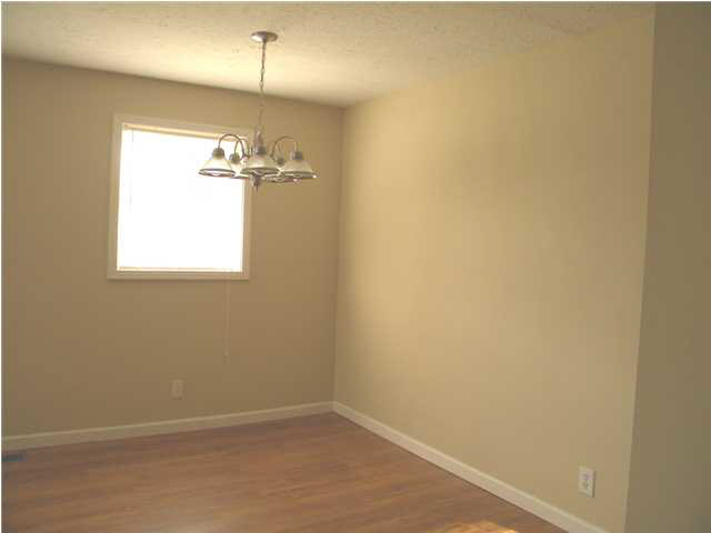 726 Outer Gray St, Newburgh, IN 47630 photo 3
