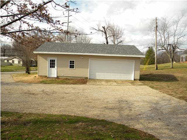 726 Outer Gray St, Newburgh, IN 47630 photo 15
