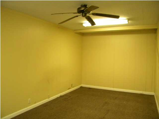 726 Outer Gray St, Newburgh, IN 47630 photo 9