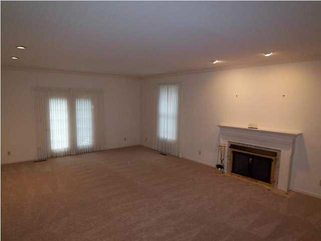 1225 Spring Creek Dr, Evansville, IN 47710 photo 4
