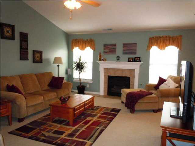 5871 Kevin Ct, Newburgh, IN 47630 photo 4