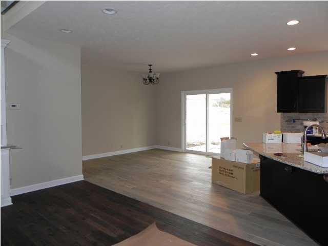 8737 Yorktown Rd, Evansville, IN 47725 photo 9