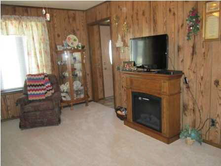 301 S First St, Petersburg, IN 47567 photo 6
